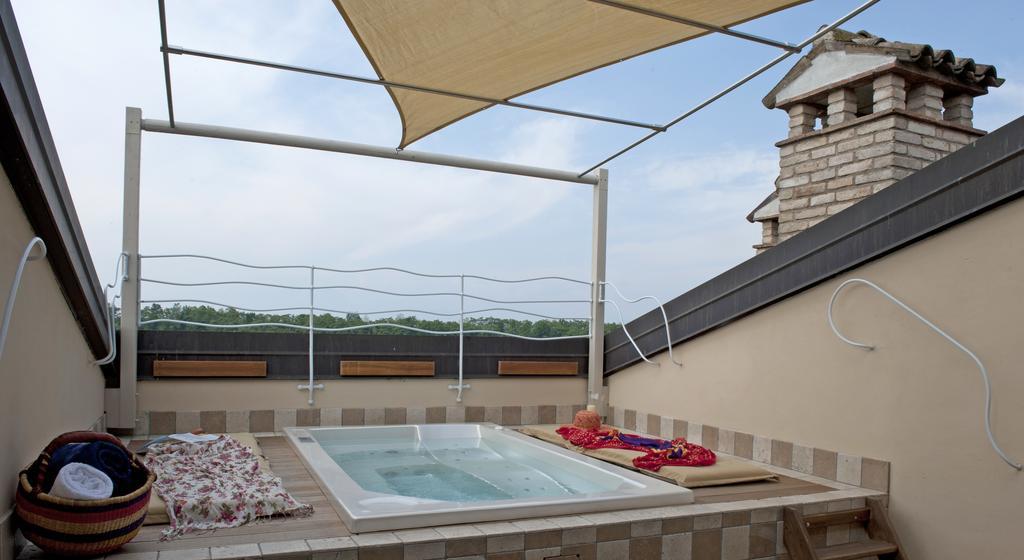 Massoni Bed And Breakfast 페스키에라델가르다 외부 사진